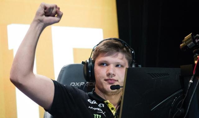 LCS赛区的100 Thieves战队今天官宣了教练组大名单