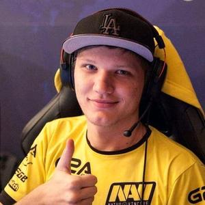全力以赴的表演！上路、中路、下路和打野都做出了精彩的操作， EDward Gaming 击败了 Bilibili Gaming ，三支队伍全部获胜晋级